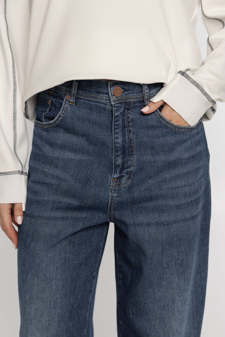Niebieskie jeansy damskie straight fit Campione