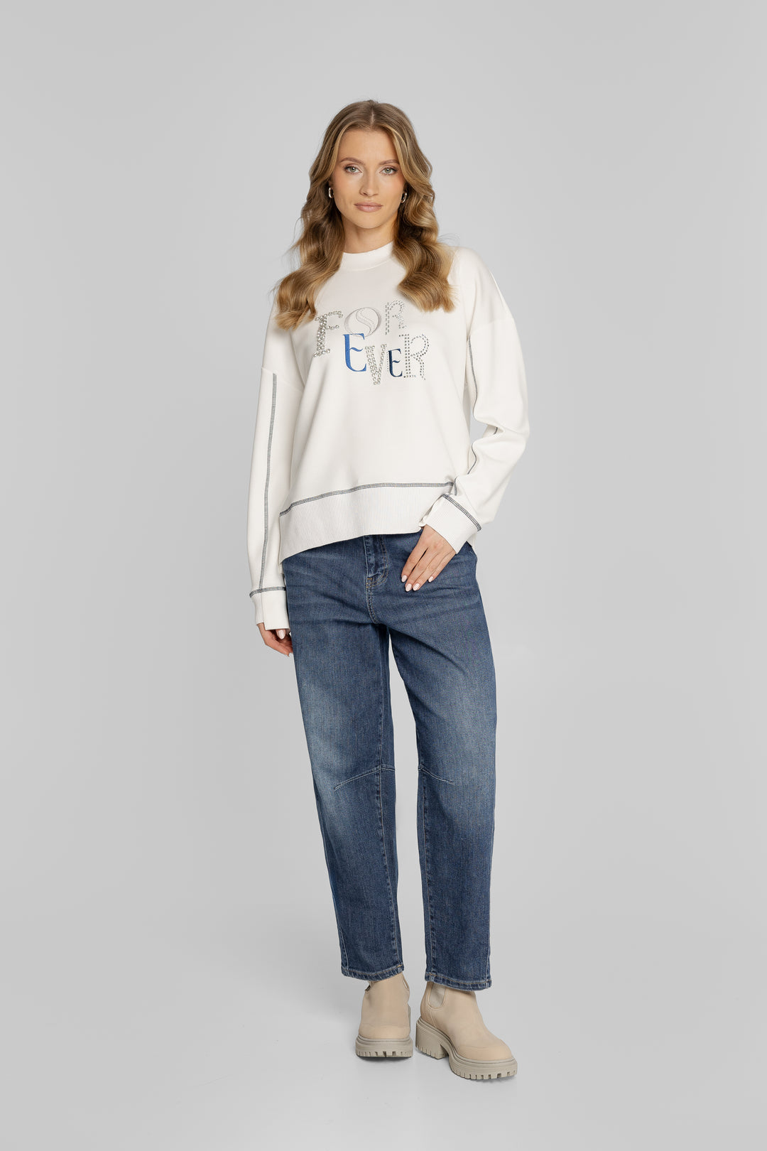 Niebieskie jeansy damskie straight fit Campione