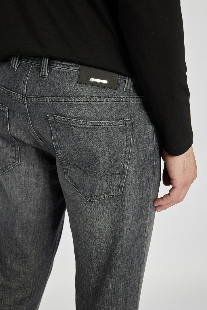 Męskie spodnie jeansowe szare o prostym kroju
