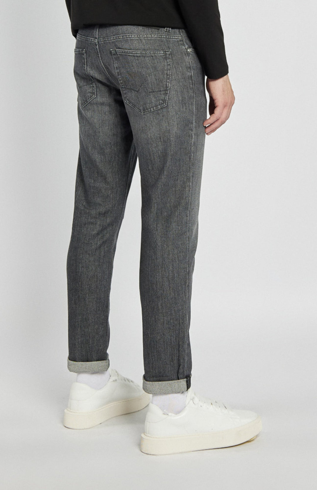 Męskie spodnie jeansowe szare o prostym kroju