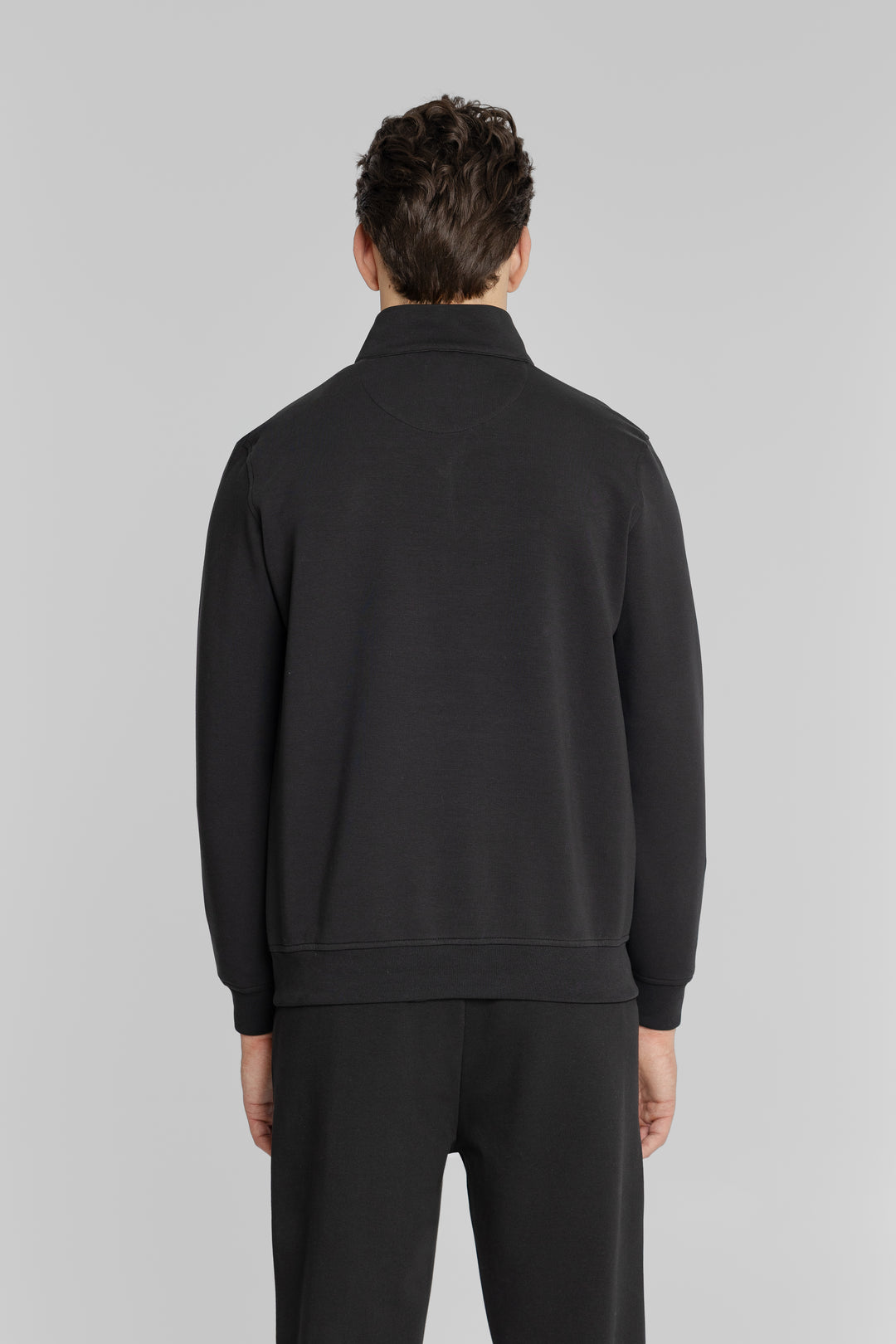 Męska bluza ze stójką i zamkiem 1/4 czarna Regular Fit