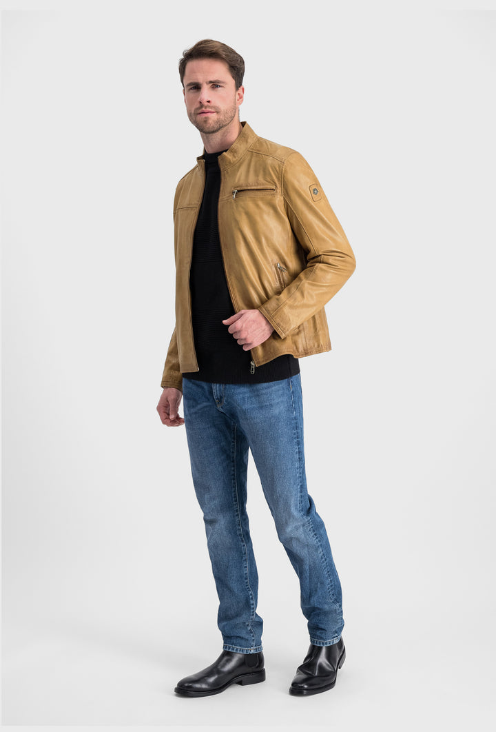 Karmelowa kurtka skórzana