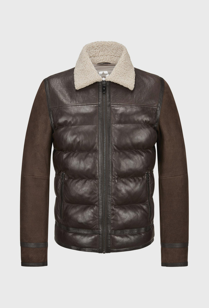 Brązowa skórzana kurtka pikowana z kołnierzem typu shearling